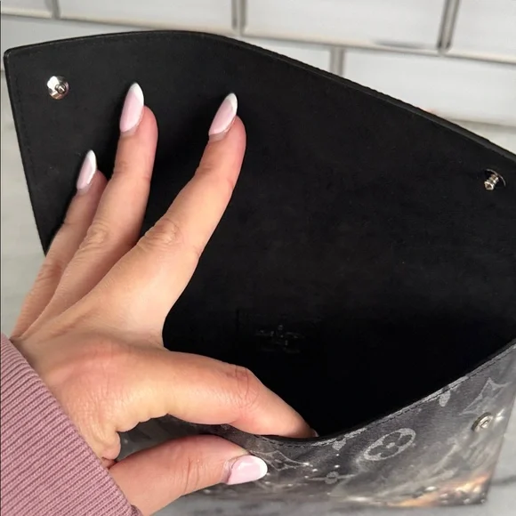 Louis Vuitton rare galaxy medium pochette kirigami clutch wallet - Picture 7 of 9